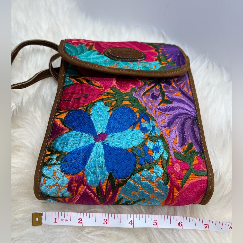 Boho Handcrafted in Guatemala Vibrant Embroidered & Leather Floral Crossbody - Picture 11 of 12